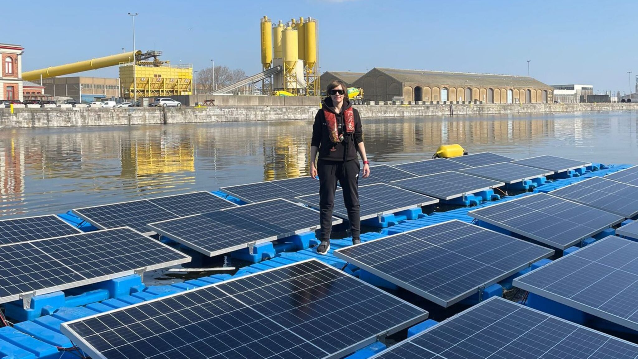 Floating solar power plant deals